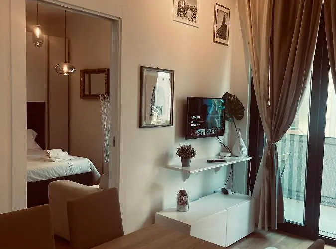 Futura Exclusive 4 Apartment *